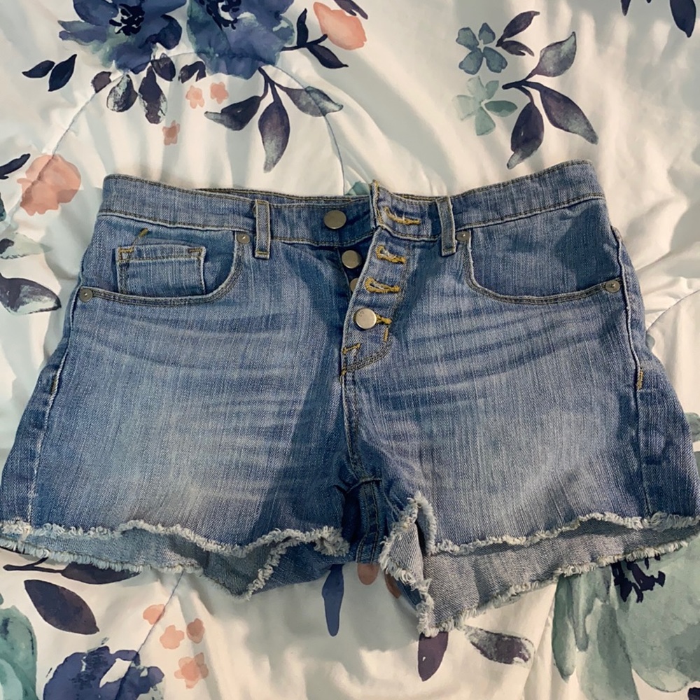 High wasted stretch jean shorts